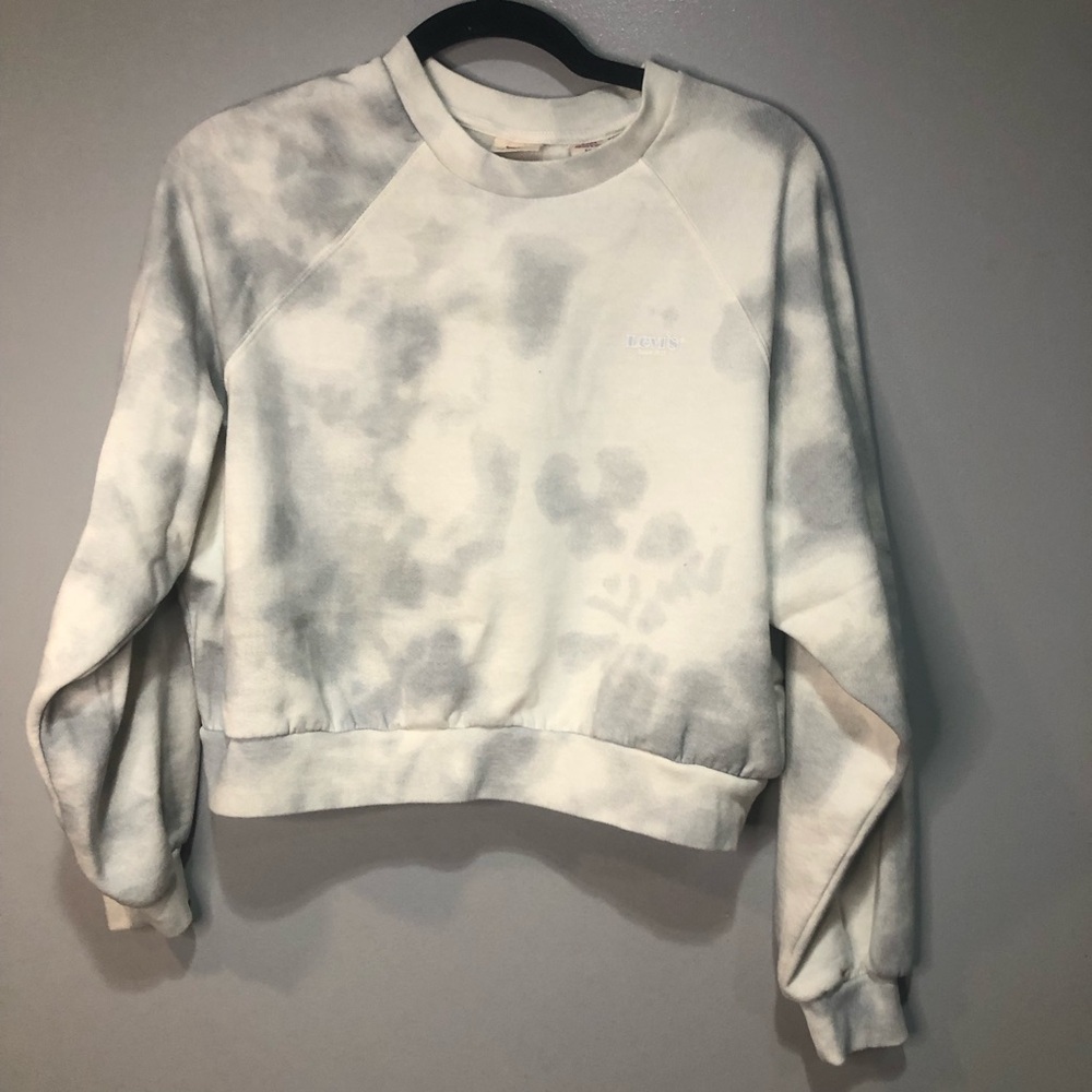 Woman’s Levi’s Tie Dye Cropped Crew Neck Sweatshirt